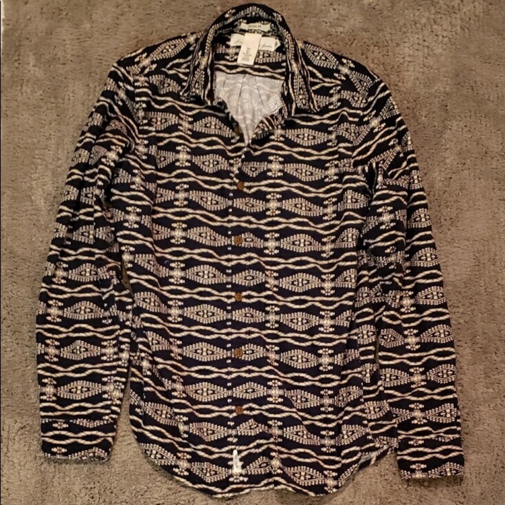 H&M button shirt